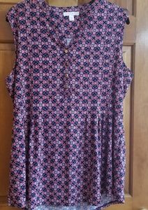 Beautiful flowy tank